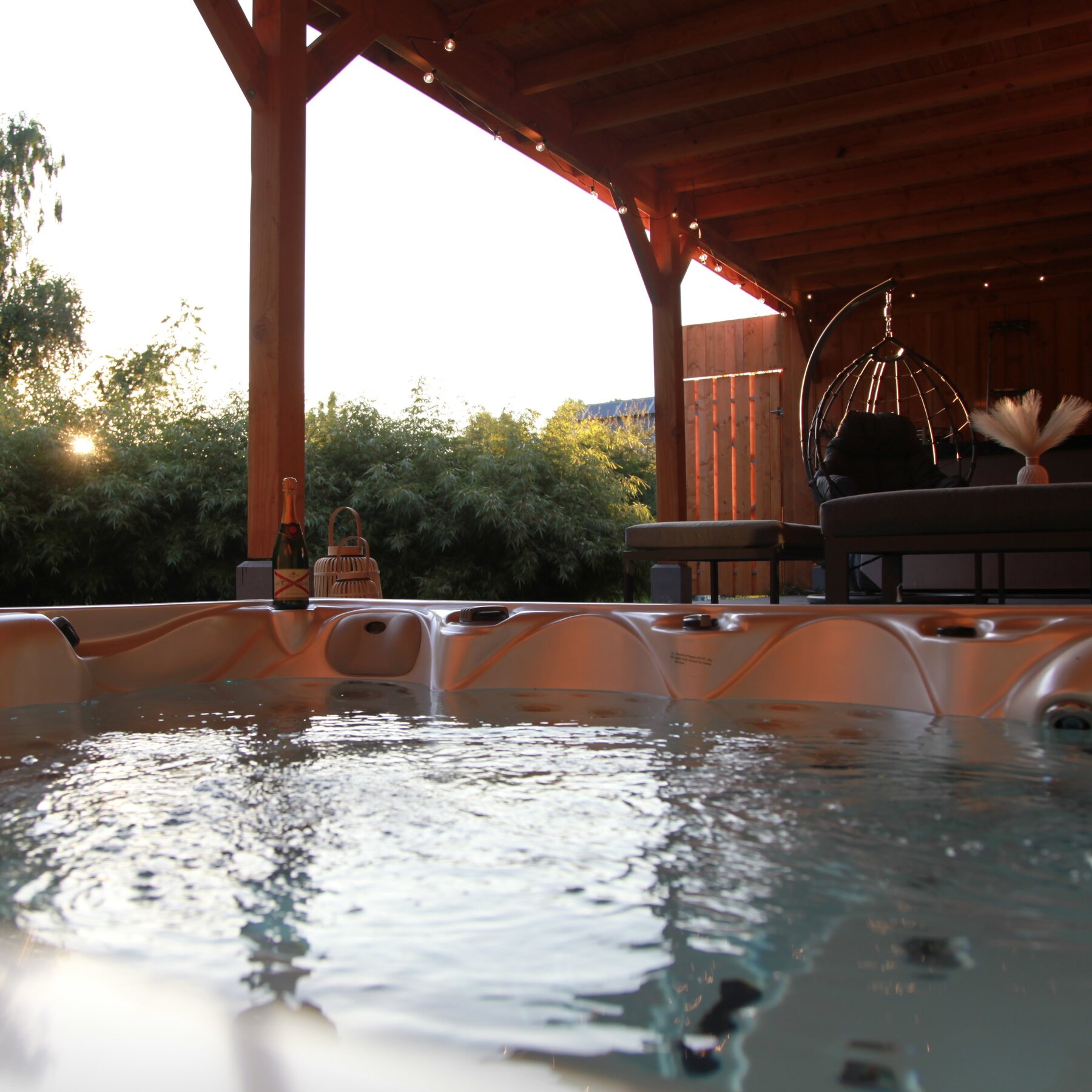 Jacuzzi couvert du Spa 2 Dionlodge